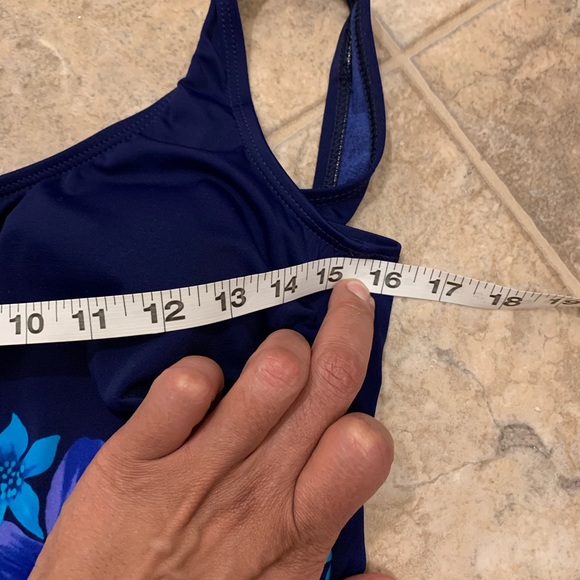 Shore Shapes Bating-suit - Picture 11 of 12